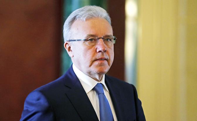 На фото: политический деятель, губернатор Красноярского края Александр Усс