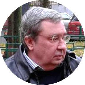 Александр Савельев