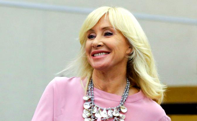 На фото: телеведущая, заместитель председателя комитета Госдумы РФ по вопросам семьи, женщин и детей Оксана Пушкина