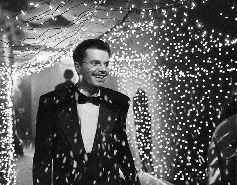 На фото: журналист, телеведущий компании НТВ Леонид Геннадьевич Парфенов, 1994