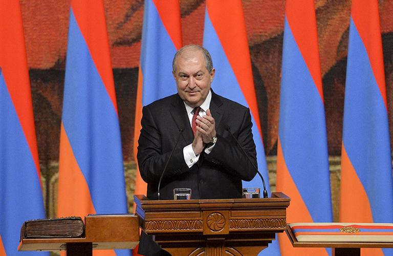 На фото: новый президент Армении Армен Саркисян официально вступил в должность, 2018