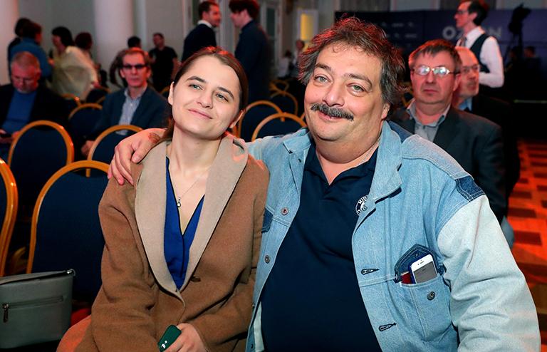На фото: писатель Дмитрий Быков и Екатерина Кевхишвили, 2019