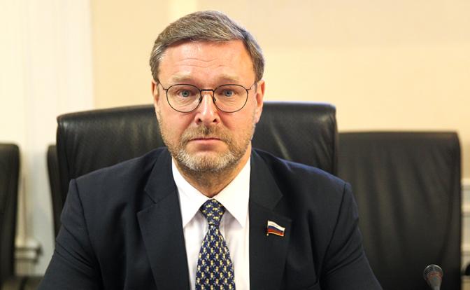 На фото: председатель комитета Совета Федерации РФ по международным делам Константин Косачев
