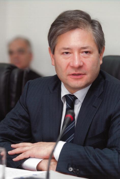 На фото: Леонид Рейман на IX сессии Межправительственной Российско-Румынской комиссии по экономическому и научно-техническому сотрудничеству