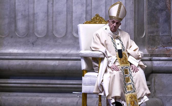 На фото: Папа римский Франциск