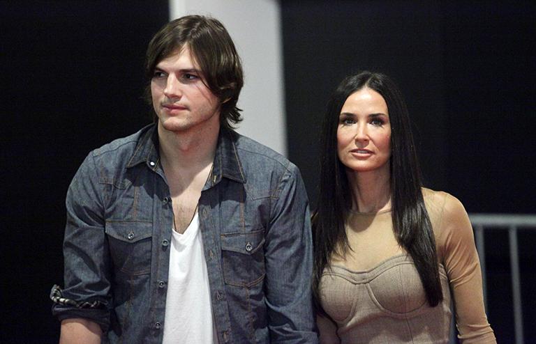 На фото: Деми Мур и Эштон Катчер