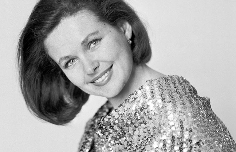 На фото: актриса "Театра-студии киноактера" Наталья Николаевна Фатеева, 1966