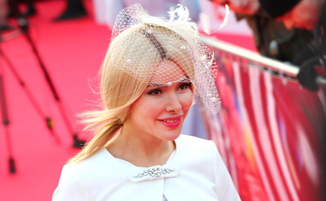 На фото: модель, певица Алена Кравец