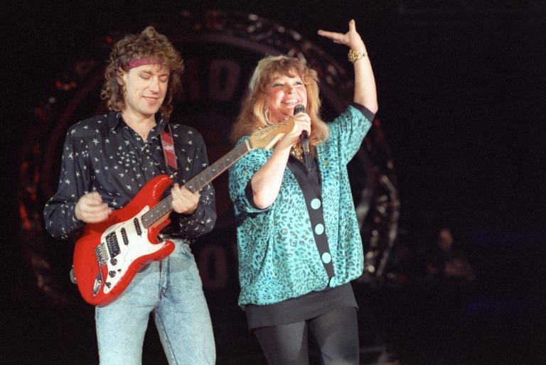 На фото: Алла Пугачева и Владимир Кузьмин, 1988 год