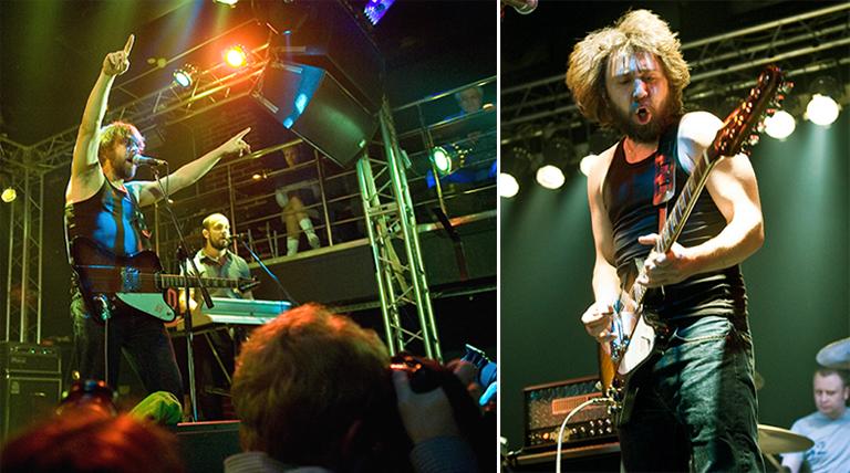 Музыканты Сергей Шнуров и Андрей Антоненко (слева направо) во время выступления на премьере сольной программы своей новой группы "Рубль"