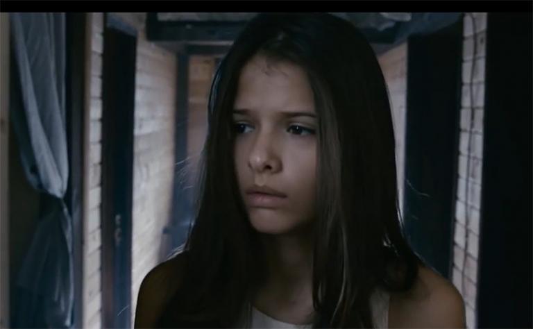 Кадр из фильма &laquo;Шиповник&raquo;