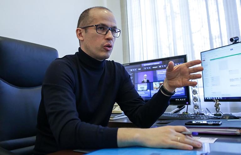 На фото: секретарь Общественной палаты РФ, сопредседатель Центрального штаба Общероссийского Народного Фронта, первый вице-президент Общероссийской общественной организации малого и среднего предпринимательства "Опора России" Александр Бречалов, 2015