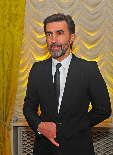 На фото: Вячеслав Бутусов на Бале Дебютанток 2012.