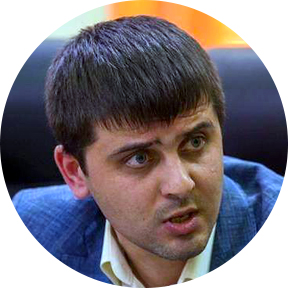 Роман Травин