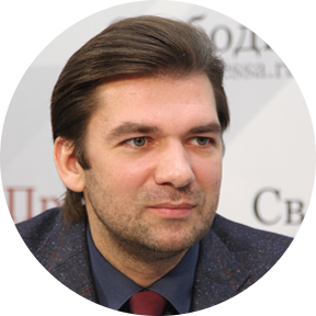 Максим Миронов