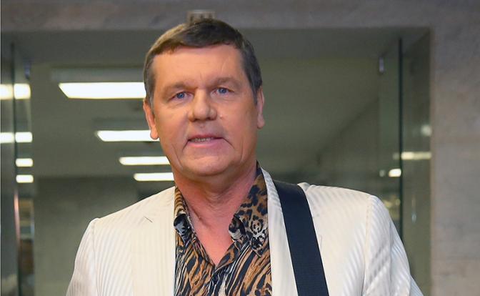 На фото: певец Александр Новиков