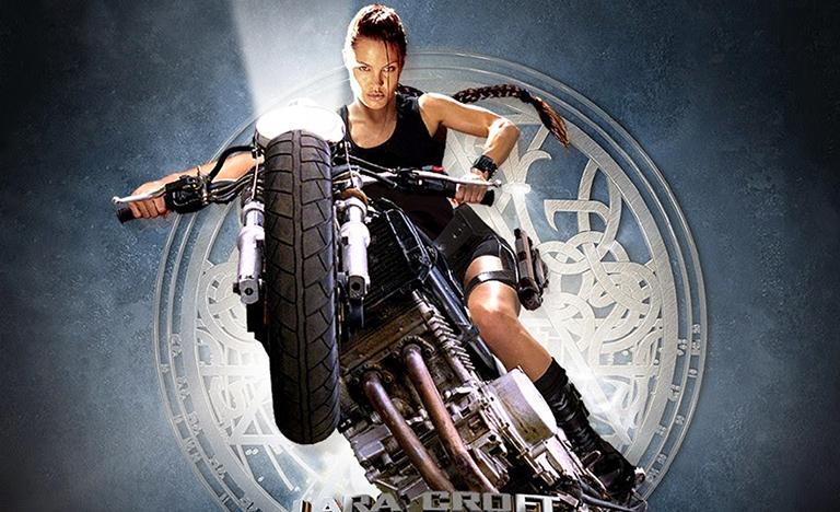 Обложка фильма «Лара Крофт: Расхитительница гробниц»