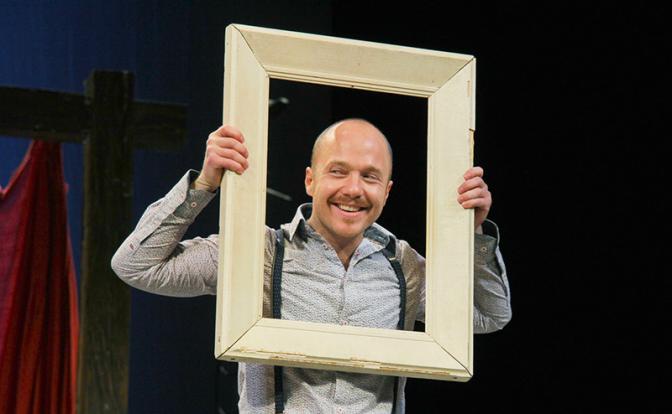 На фото: актер Евгений Стычкин