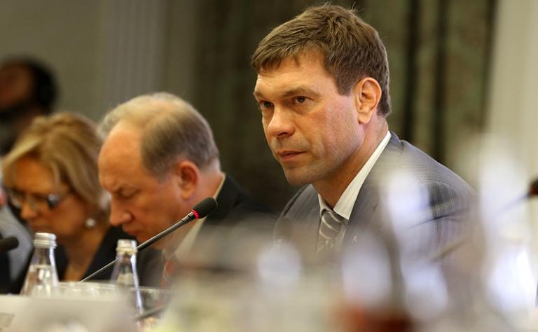 На фото: Олег Царев в Москве