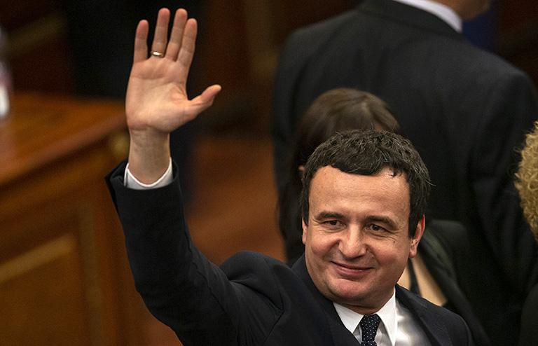 На фото: лидер партии "Самоопределение" Альбин Курти