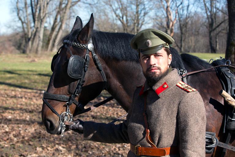 Дима Билан (Андрей Долматов) в кадре из фильма "Герой" режиссера Юрия Васильева