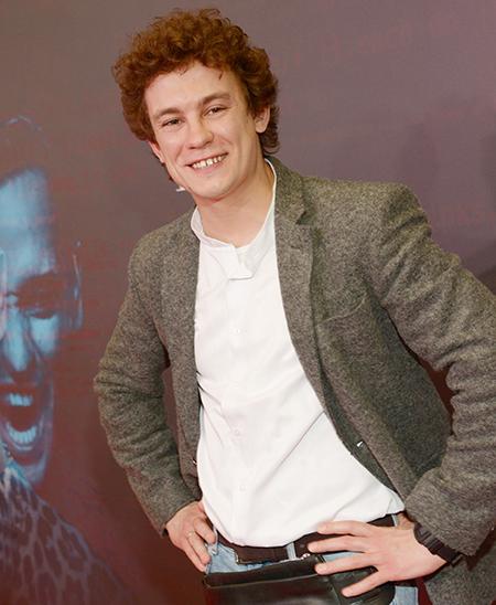 На снимке: Никита Кологривый на премьере фильма в кинотеатре "Каро", 2022