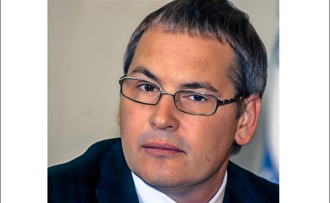 На фото: Южилин Виталий Александрович