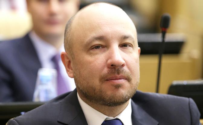 На фото: первый заместитель председателя комитета Госдумы РФ по бюджету и налогам Михаил Щапов