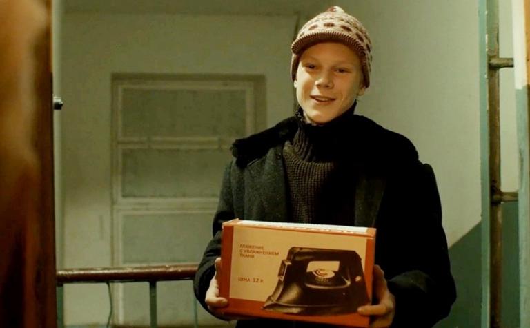 На фото: Ярослав Могильников в сериале «Слово пацана. Кровь на асфальте»