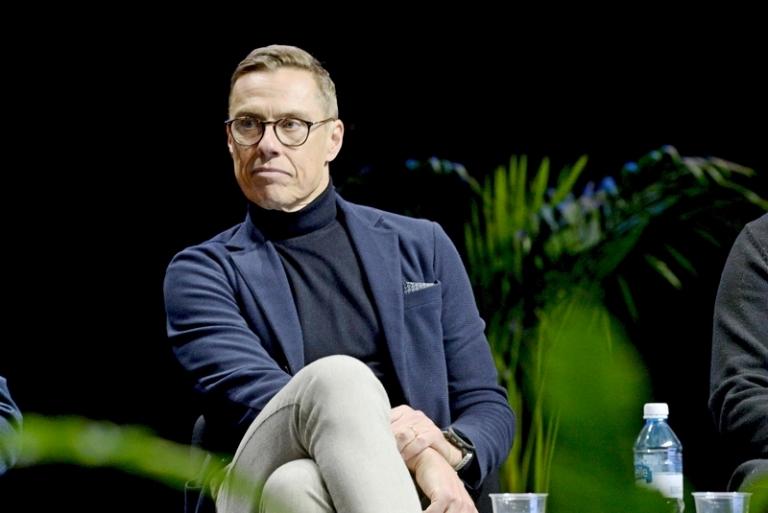 На фото: кандидат в президенты от национальных коалиций Александр Стубб во время дебатов на президентских выборах на ярмарке Educa Fair в Хельсинки Экспо и конференц-центре в Хельсинки, Финляндия, 27 января 2024 года. 