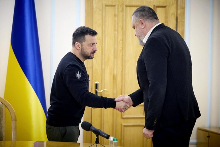 На фото: президент Украины Владимир Зеленский и секретарь СНБО Украины Александр Литвиненко