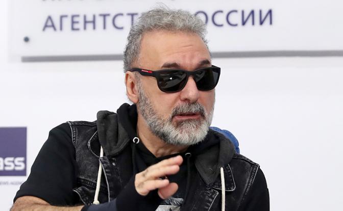 На фото: лидер группы "Крематорий" Армен Григорян