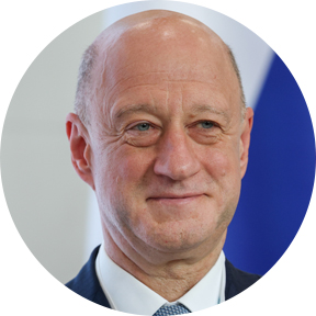 Александр Бабаков