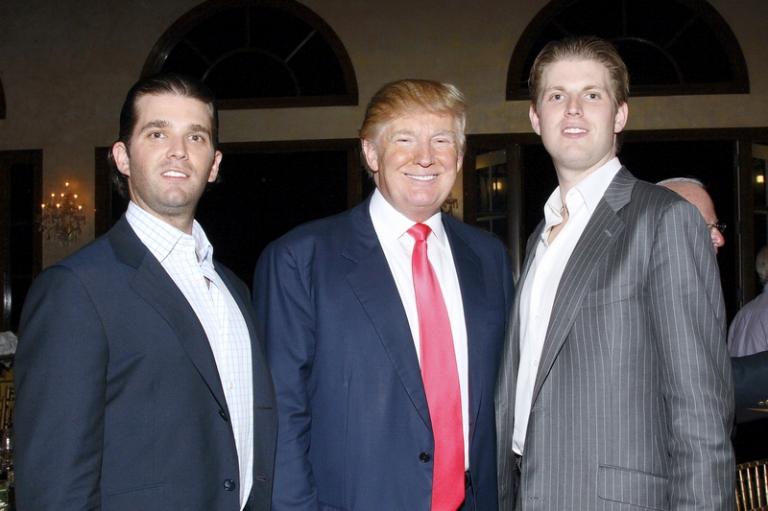 На фото: Дональд-младший, Дональд и Эрик Трамп в Trump International.