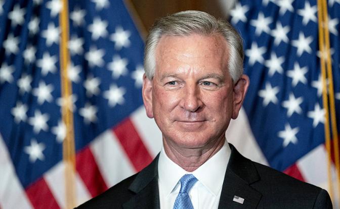 На фото: Томас Табервилл.