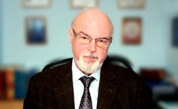 На фото: Юрий Кнутов.