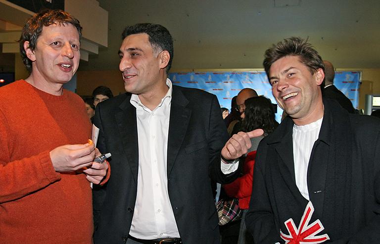 На фото: телеведущий Михаил Ширвиндт, режиссер Тигран Кеосаян и участник О.С.П.- студии Сергей Белоголовцев, 2007