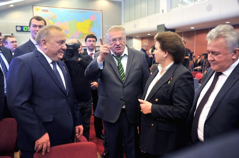 На фото: депутаты Государственной Думы РФ Владимир Шаманов, Владимир Жириновский и Валентина Терешкова (слева направо), 2016 год.