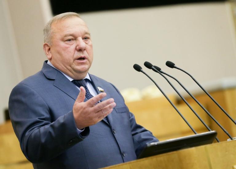 На фото: депутат Государственной Думы Владимир Шаманов.