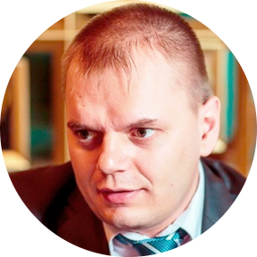 Александр Целых