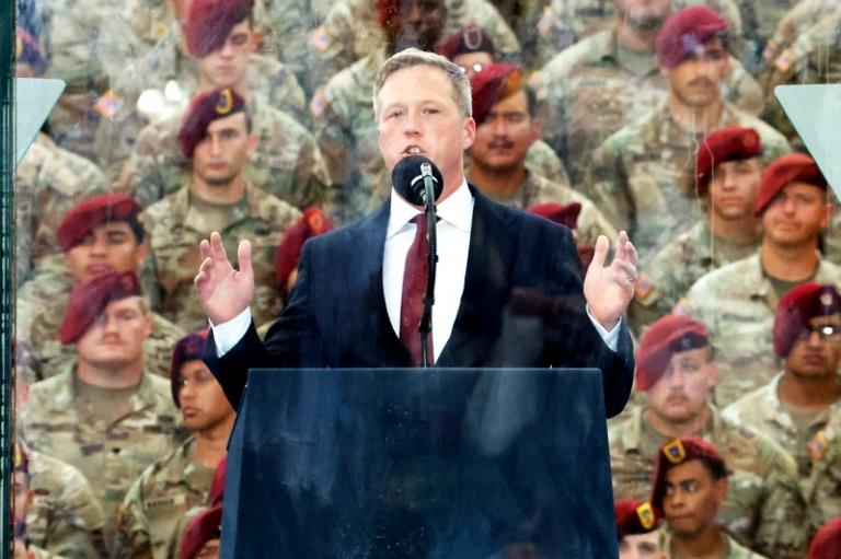 На фото: министр армии США Дэниел П. Дрисколл, 2025 год.