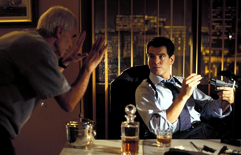 На фото: съемки фильма Джеймс Бонд, актер Пирс Броснан, 2002