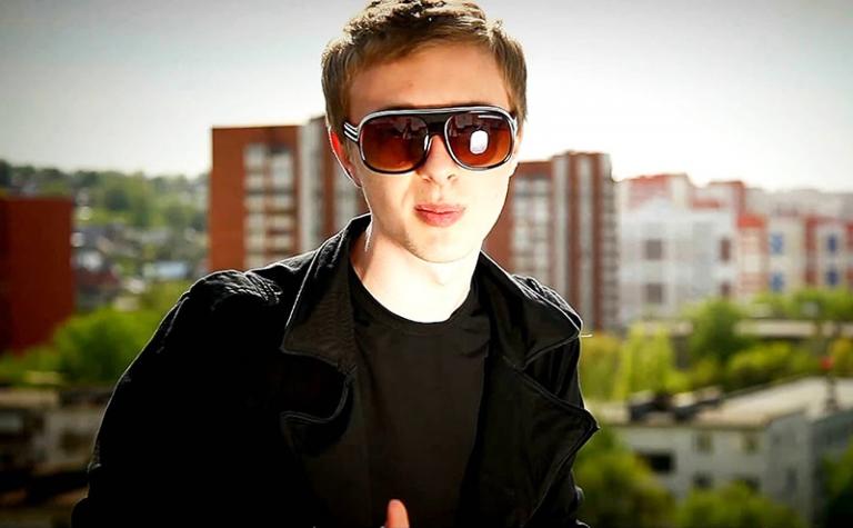 На фото: Егор Крид в клипе на песню &laquo;Любовь в сети&raquo;