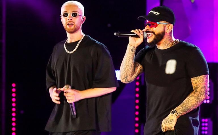 На фото: певцы Егор Крид и Тимати (Тимур Юнусов) (слева направо) во время концерта 