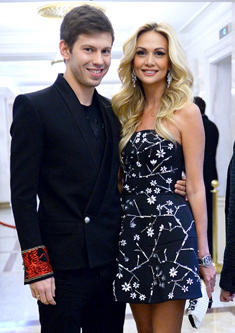 Телеведущая Виктория Лопырева и футболист Федор Смолов на церемонии вручения премии BRAND AWARDS 2013 в гостинице "Украина"