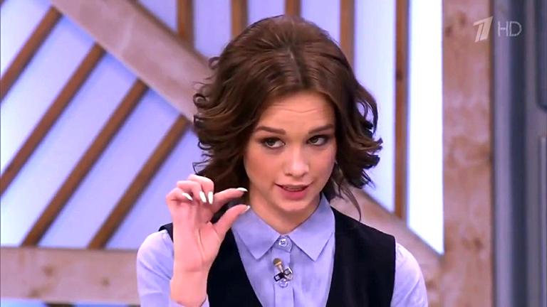 На фото: жительница Ульяновска Диана Шурыгина стала популярной в Интернете после телешоу Первого канала «Let Them Talk» с ее участием