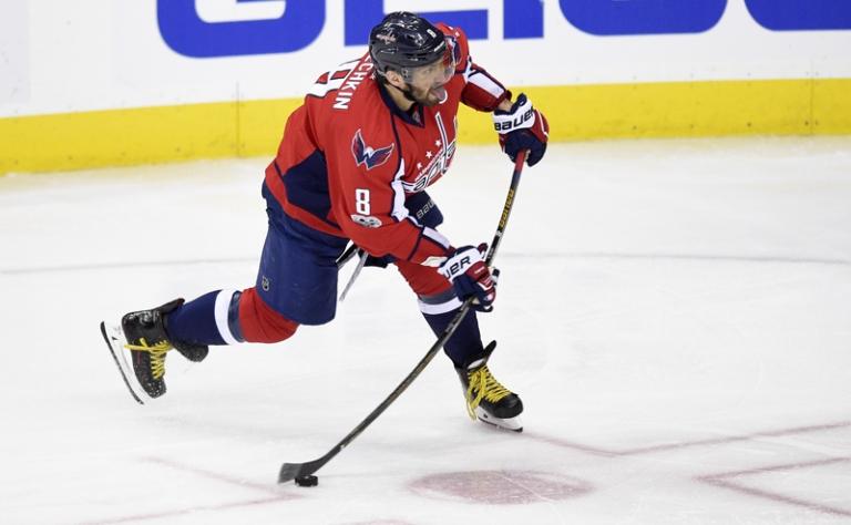 На фото: хоккеист Александр Овечкин