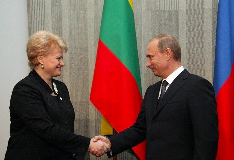 На фото: президент Литвы Даля Грибаускайте и премьер-министр РФ Владимир Путин, 2010 год