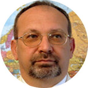 Андрей Пешков