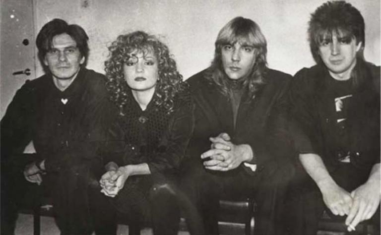 На фото: Татьяна Буланова и Николай Тагрин (слева)